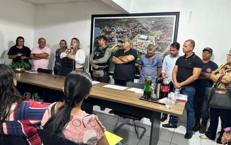Reunião define estratégias de combate à violência nas escolas de Traipu